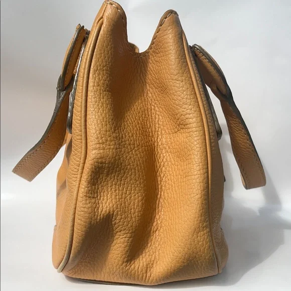 Auth. Vintage Tod’s Vachetta (Tan) Pebble Leather Shoulder/Handbag